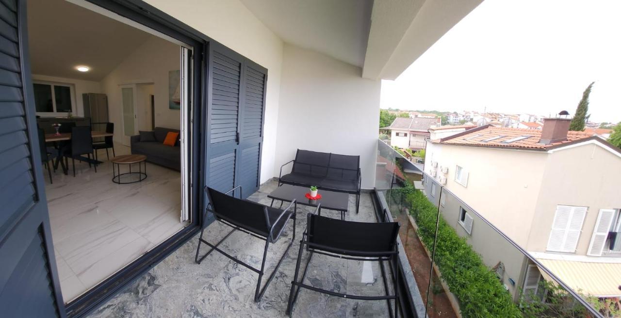 Apartmani M&L I M&J Malinska Exterior photo